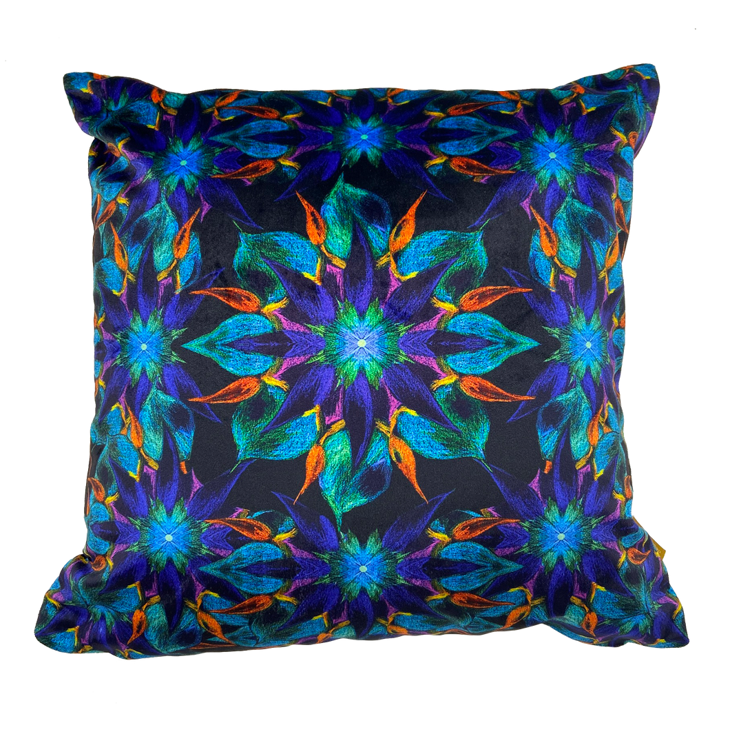 Kaleidoscope Eye in Purple/Blue Black on Shimmer Velvet