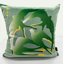 Load image into Gallery viewer, Swallows Wheel in Leaf Green &amp; Sage Ombré on Velvet
