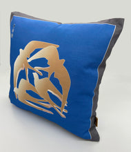 Load image into Gallery viewer, Swallows Wheel in Cerulean Blue &amp; Sand on Linen Cotton
